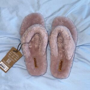 OluKai Women's Plush Pink Slippers